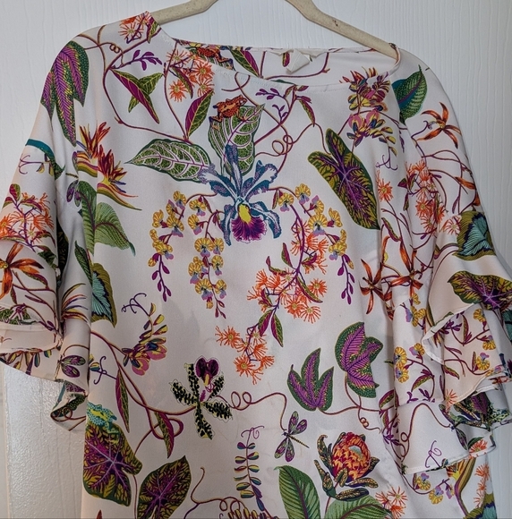 H&M Ruffled 3/4 Sleeve Blouse in White and Red - Picture 1 of 5